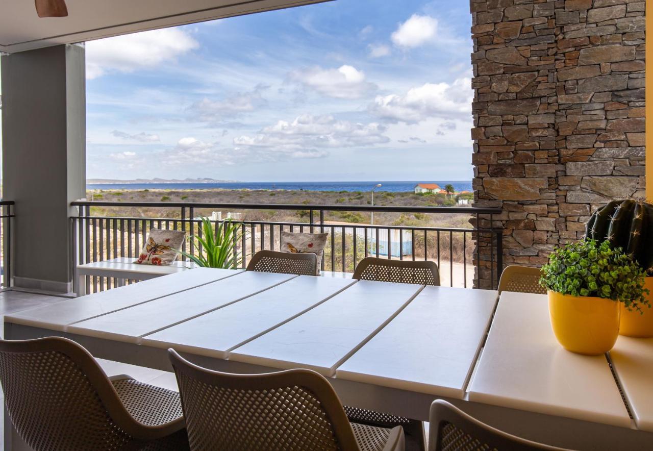 Coral Estate Ocean View Apartments วิลเลมสตัด ภายนอก รูปภาพ