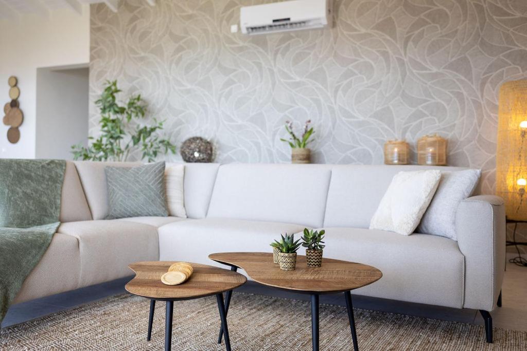 Coral Estate Ocean View Apartments วิลเลมสตัด ภายนอก รูปภาพ