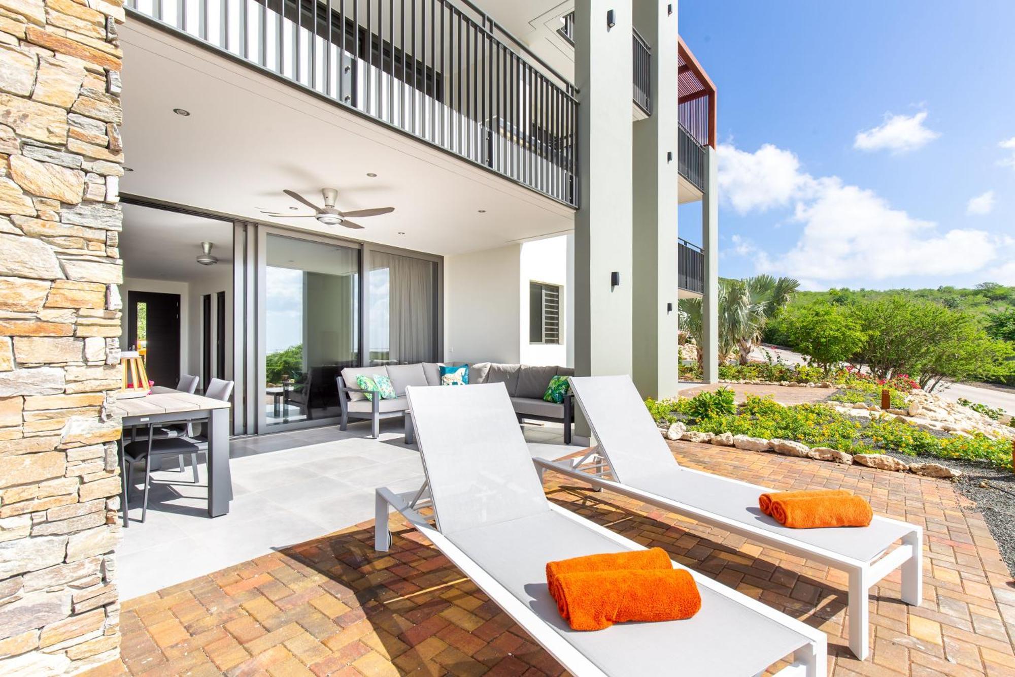 Coral Estate Ocean View Apartments วิลเลมสตัด ภายนอก รูปภาพ