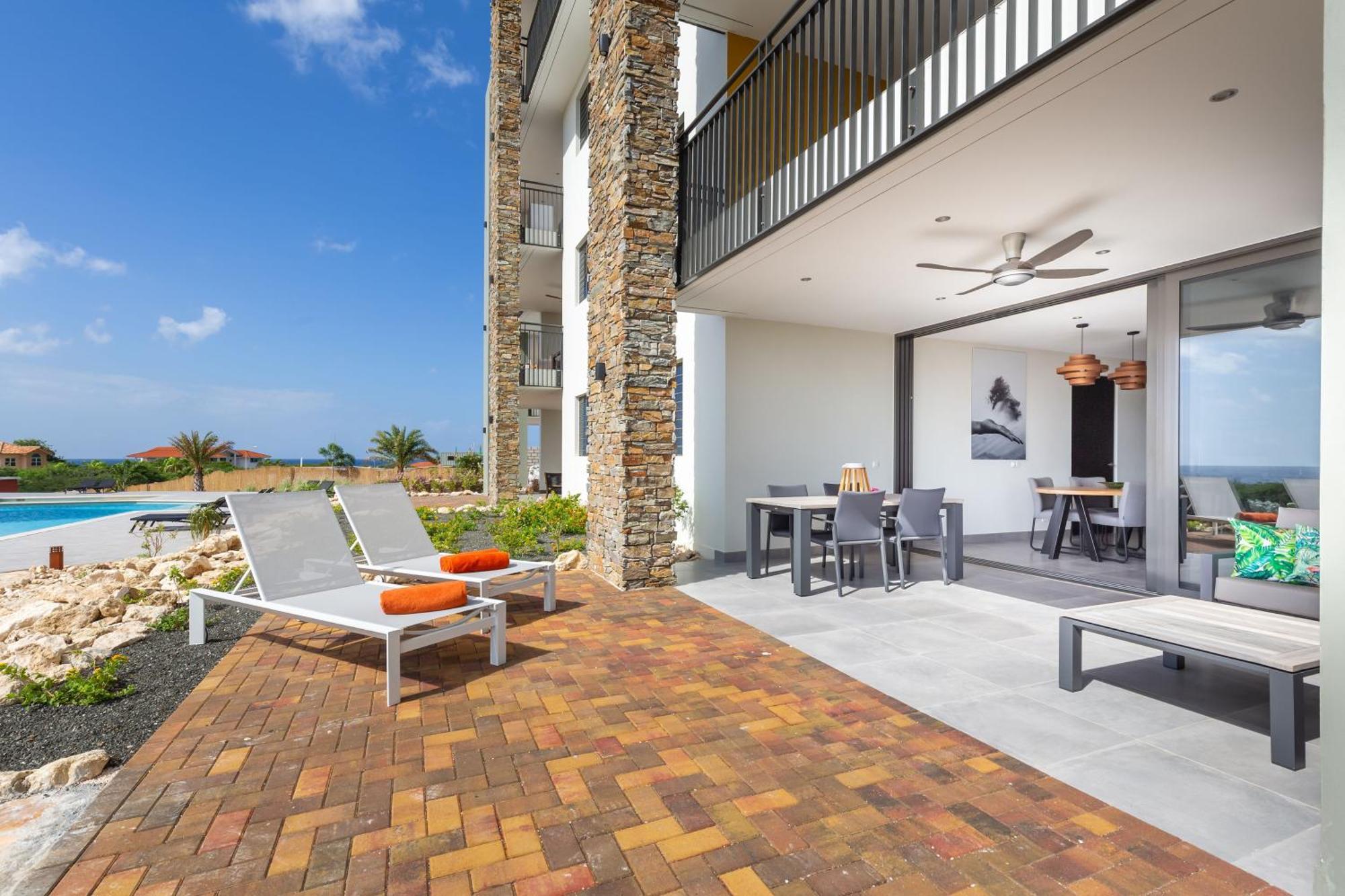 Coral Estate Ocean View Apartments วิลเลมสตัด ภายนอก รูปภาพ